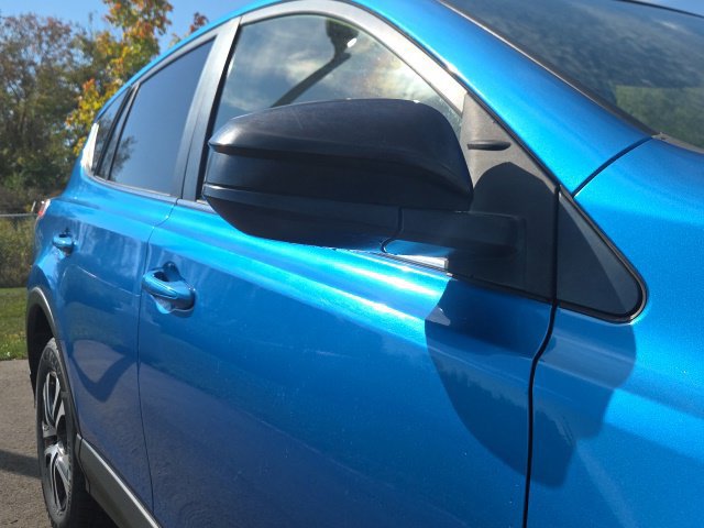 Used 2017 Toyota RAV4 LE w/ Carpet Mat Package FWD image 5