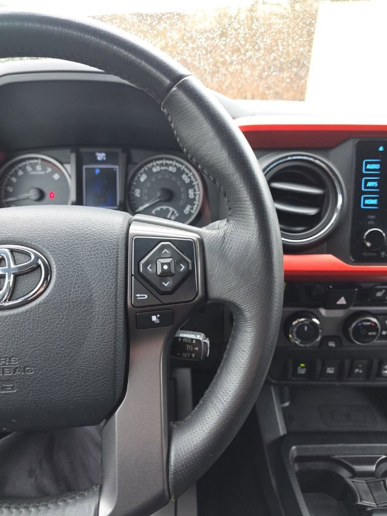 Certified 2017 Toyota Tacoma TRD Sport image 23