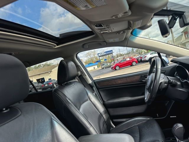 Used 2017 Subaru Outback 2.5i Limited image 25