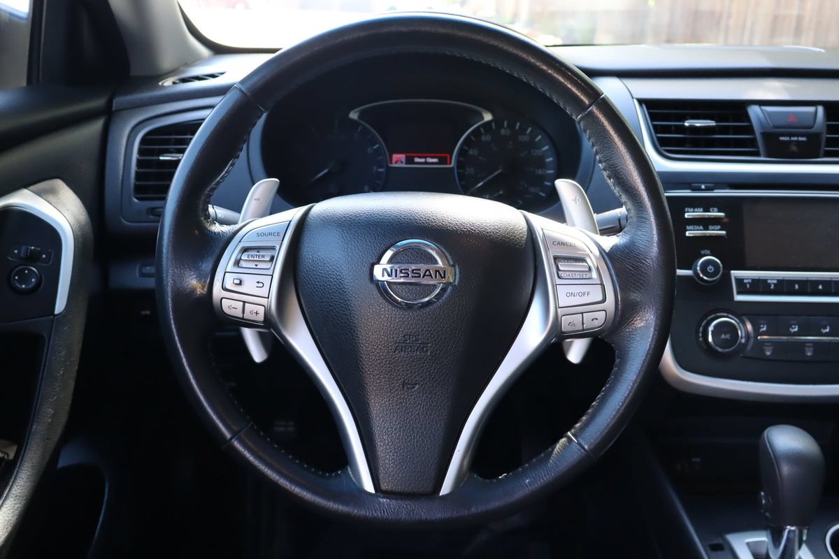 Used 2016 Nissan Altima 2.5 SR FWD image 18