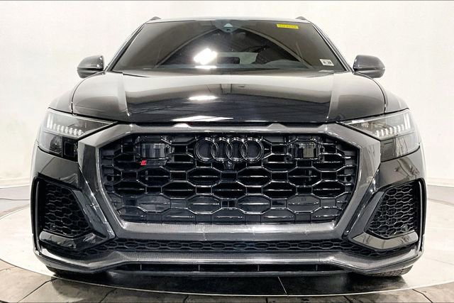 Certified 2023 Audi RS Q8 w/ Black Optic Package image 3