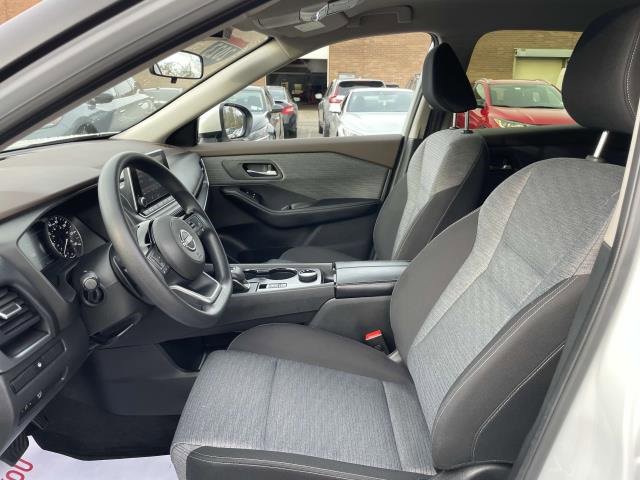 Certified 2023 Nissan Rogue SV image 14