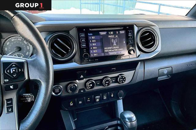 Certified 2018 Toyota Tacoma TRD Off-Road w/ Technology Package AWD/4WD image 7