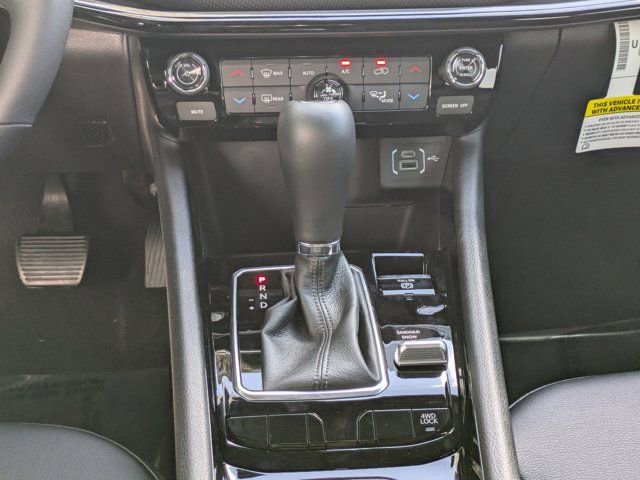 New 2026 Jeep Compass Latitude w/ Sun and Sound Group image 17