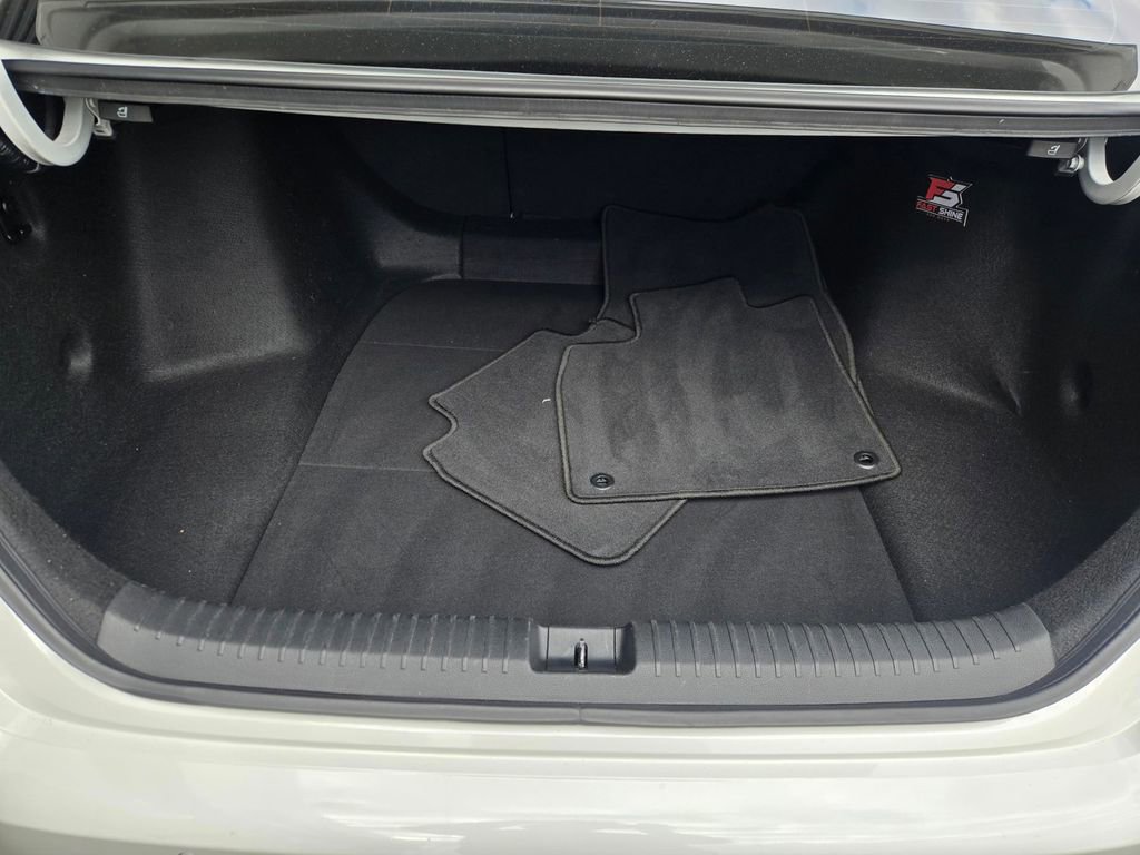 Used 2023 Honda Accord Touring image 27