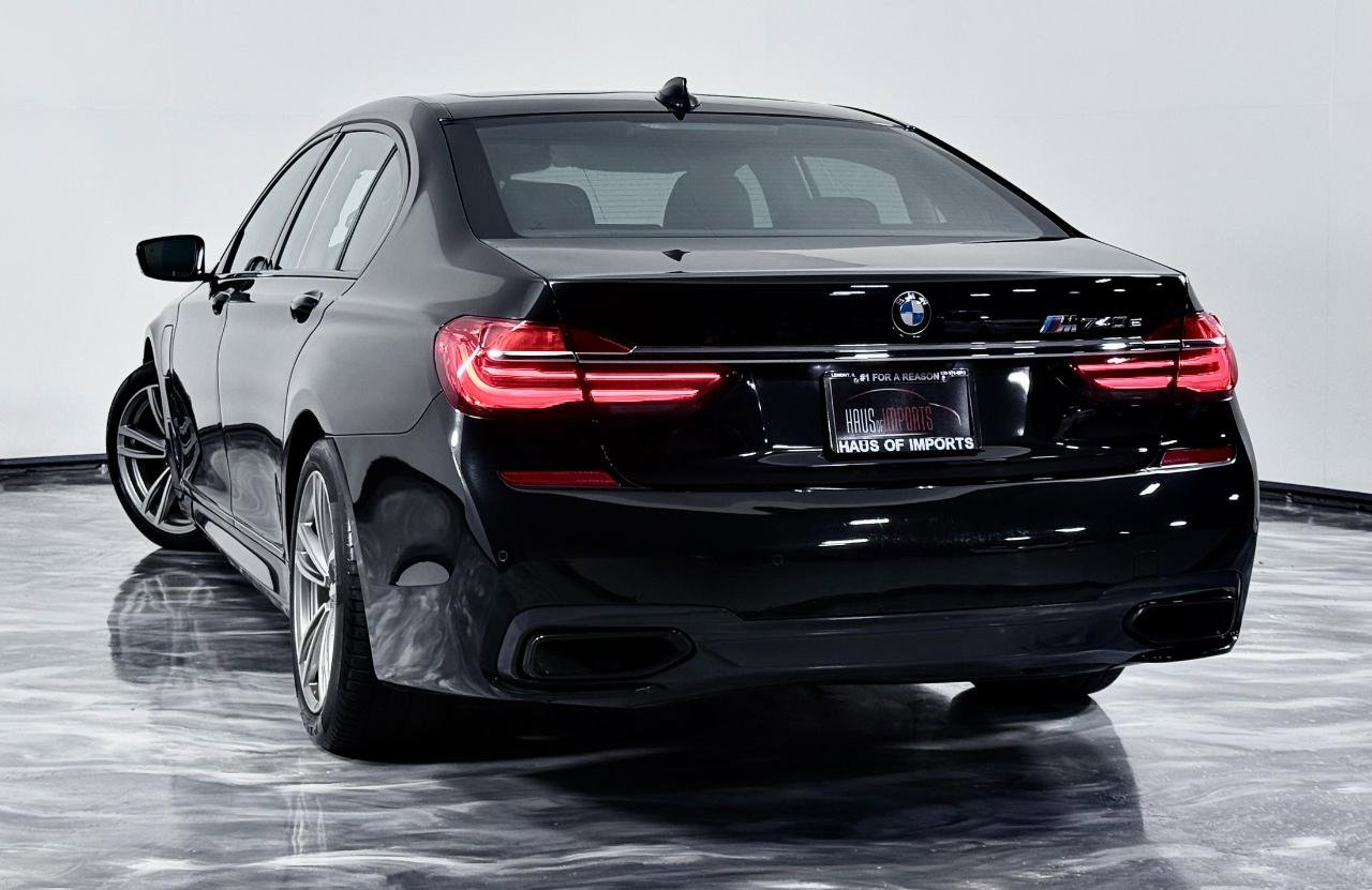 Used 2018 BMW 740e xDrive AWD/4WD image 9