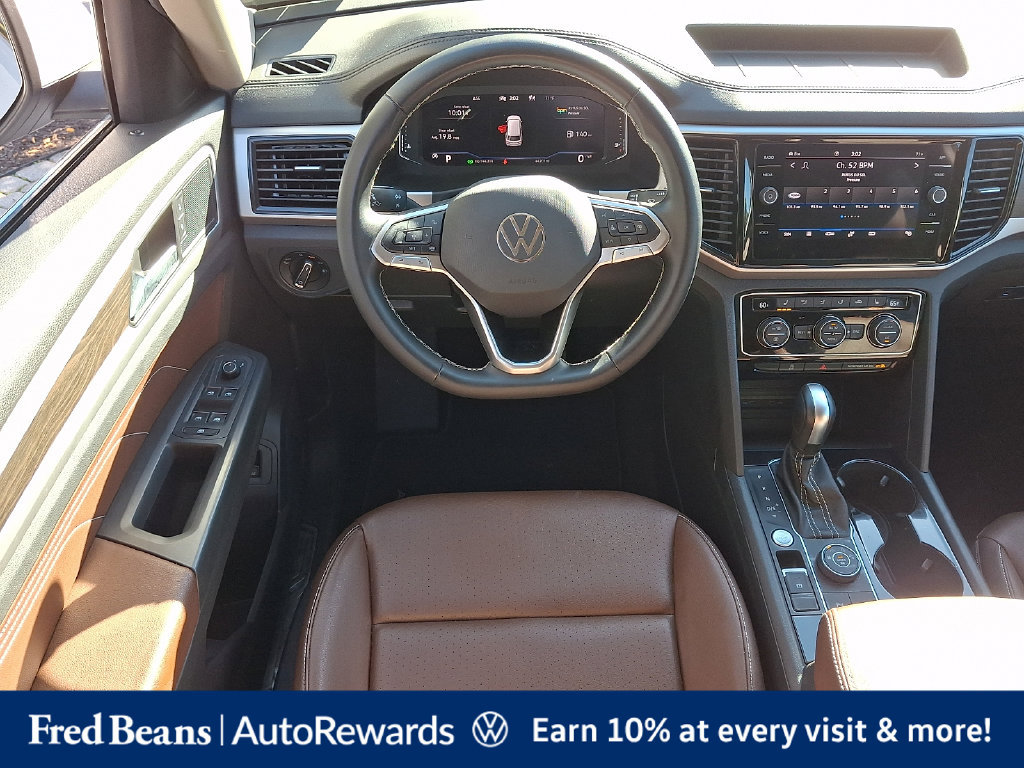 Certified 2023 Volkswagen Atlas SE w/ Black Wheel Package AWD/4WD image 16