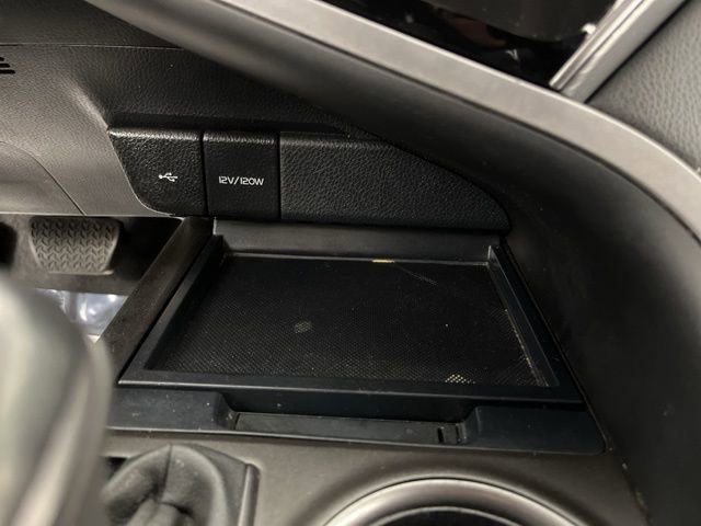 Used 2023 Toyota Camry SE image 28