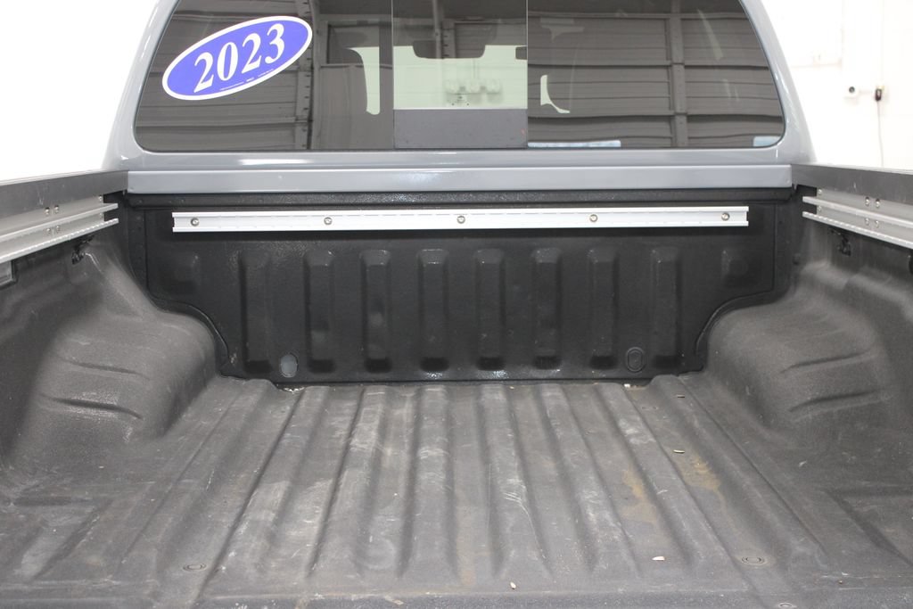 Used 2023 Nissan Frontier Pro-X w/ Pro-X Premium Package RWD image 16