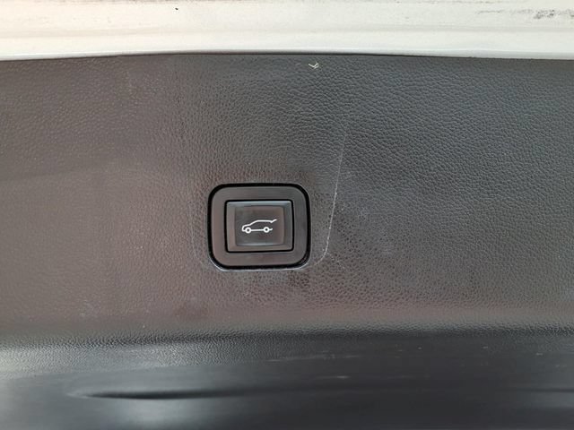 Used 2019 Chevrolet Traverse Premier AWD/4WD image 29