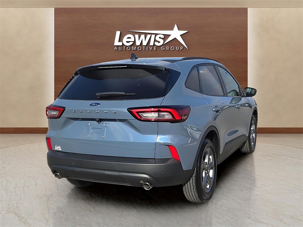 Used 2025 Ford Escape ST-Line w/ Tech Pack #1 image 4