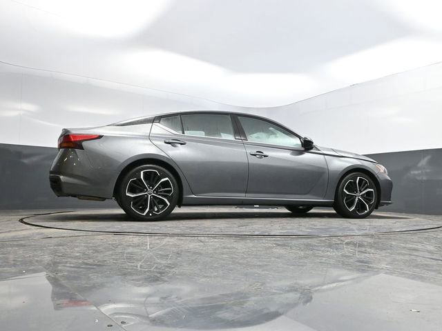 Used 2023 Nissan Altima 2.5 SR image 45