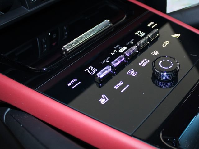 Certified 2025 Porsche Cayenne image 14