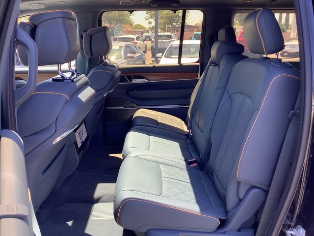 Used 2024 Jeep Grand Wagoneer Series III w/ Flexible Seating Group image 26