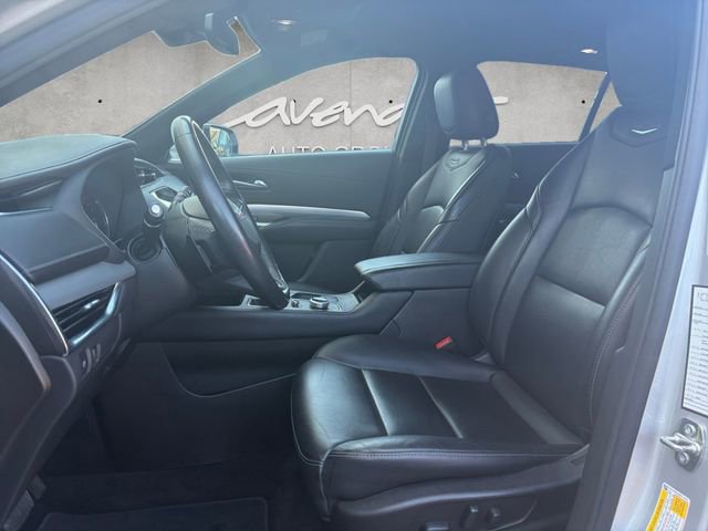 Used 2022 Cadillac XT4 Premium Luxury w/ Safety Alert Package image 19