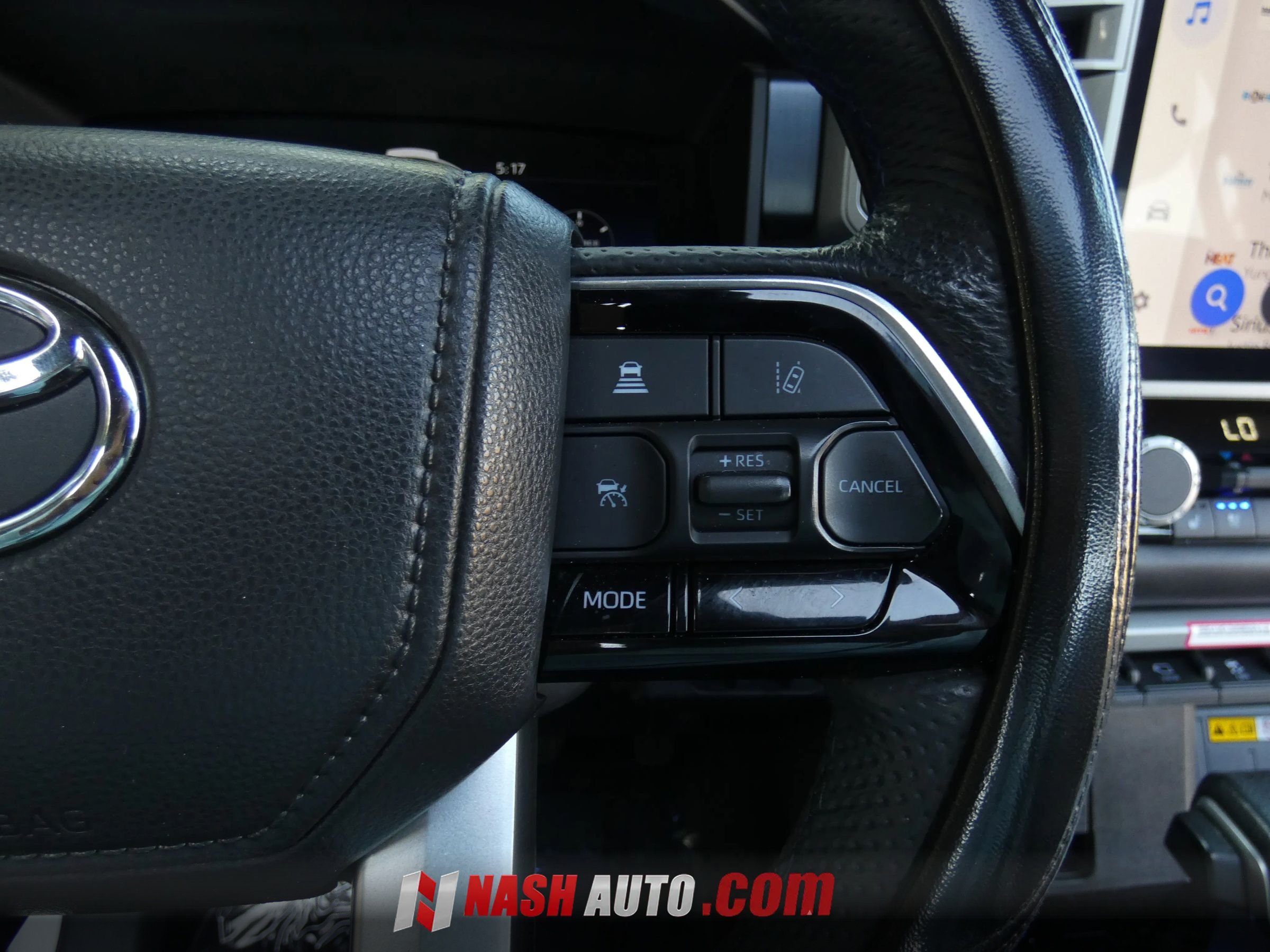 Used 2024 Toyota Tundra Platinum AWD/4WD image 69