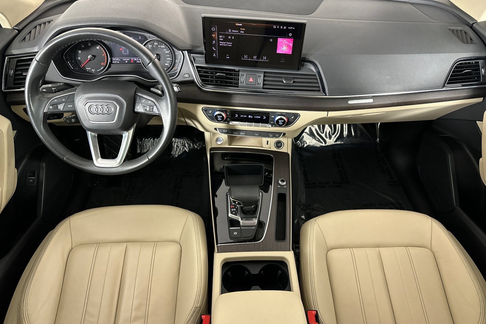 Used 2023 Audi Q5 2.0T Premium w/ Convenience Package image 12