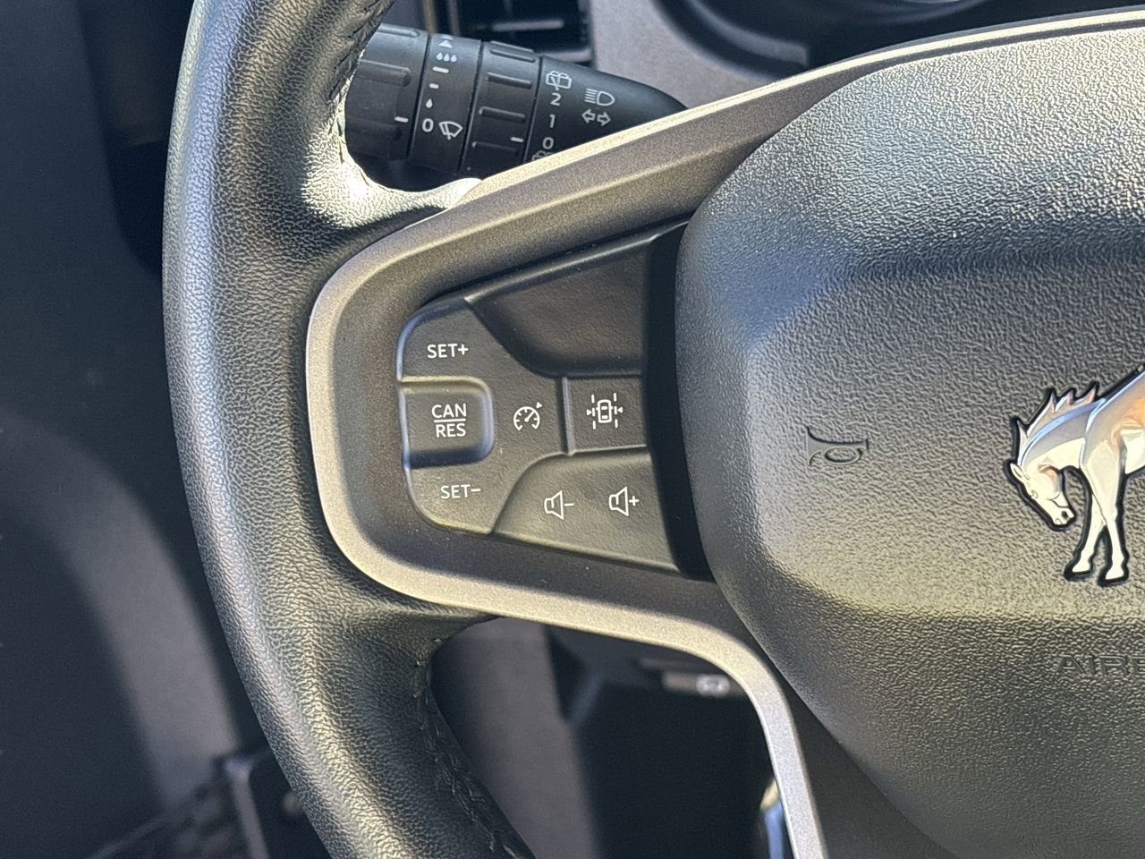 Used 2024 Ford Bronco Black Diamond image 27