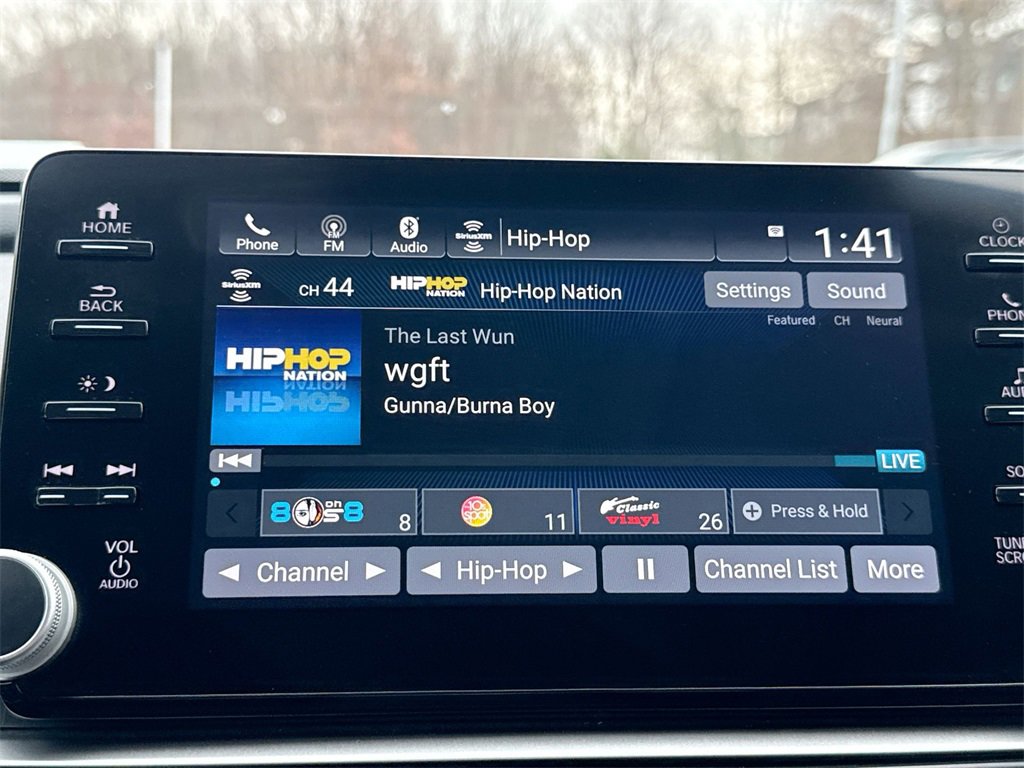 Used 2022 Honda Accord EX-L image 12