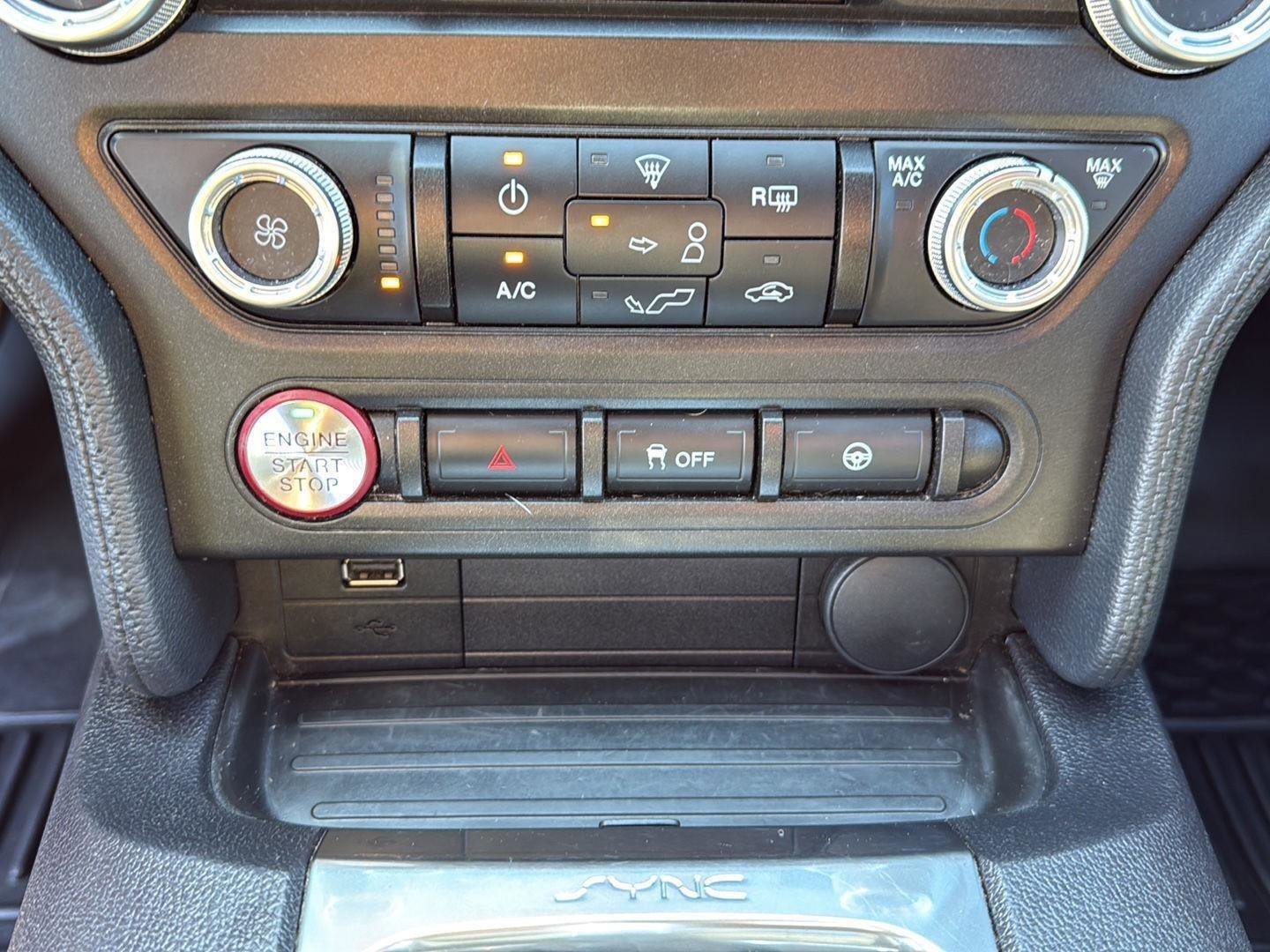 Used 2020 Ford Mustang Coupe image 18