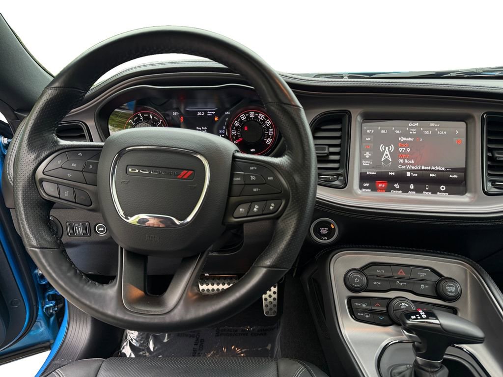 Used 2023 Dodge Challenger SXT w/ Plus Package RWD image 10