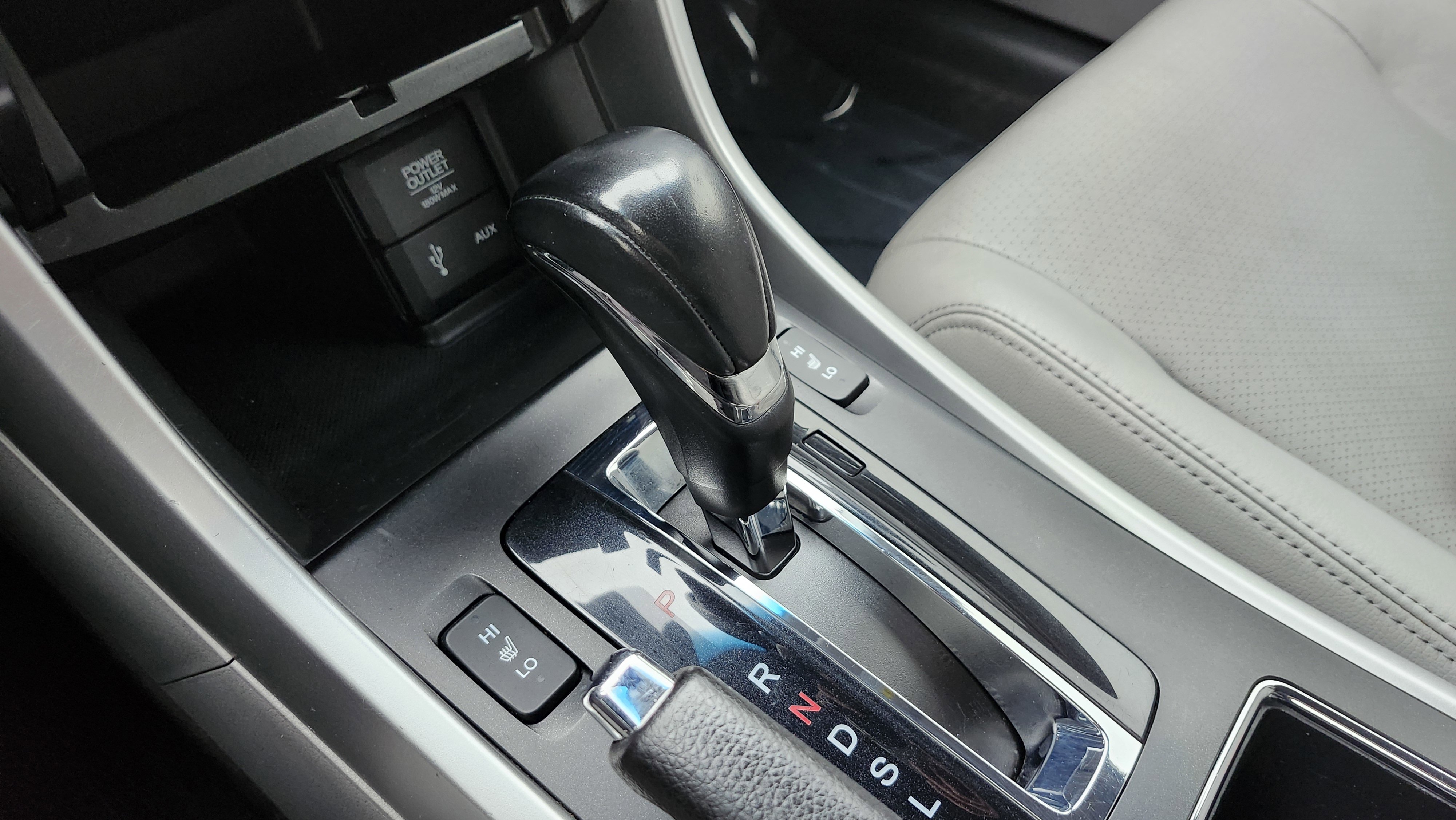 Used 2013 Honda Accord EX-L image 32