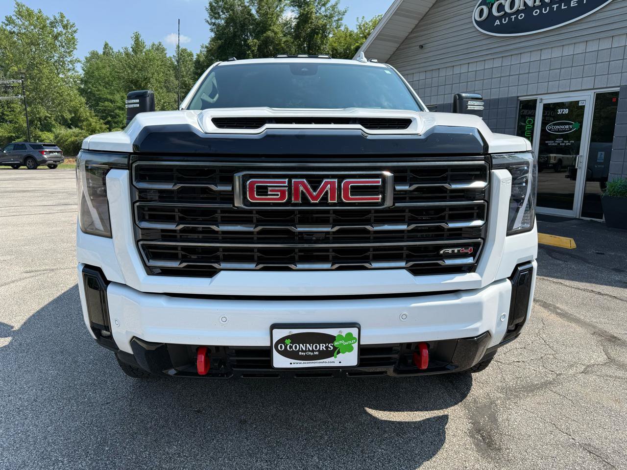 Used 2026 GMC Sierra 2500 AT4 w/ AT4 Premium Plus Package AWD/4WD image 10