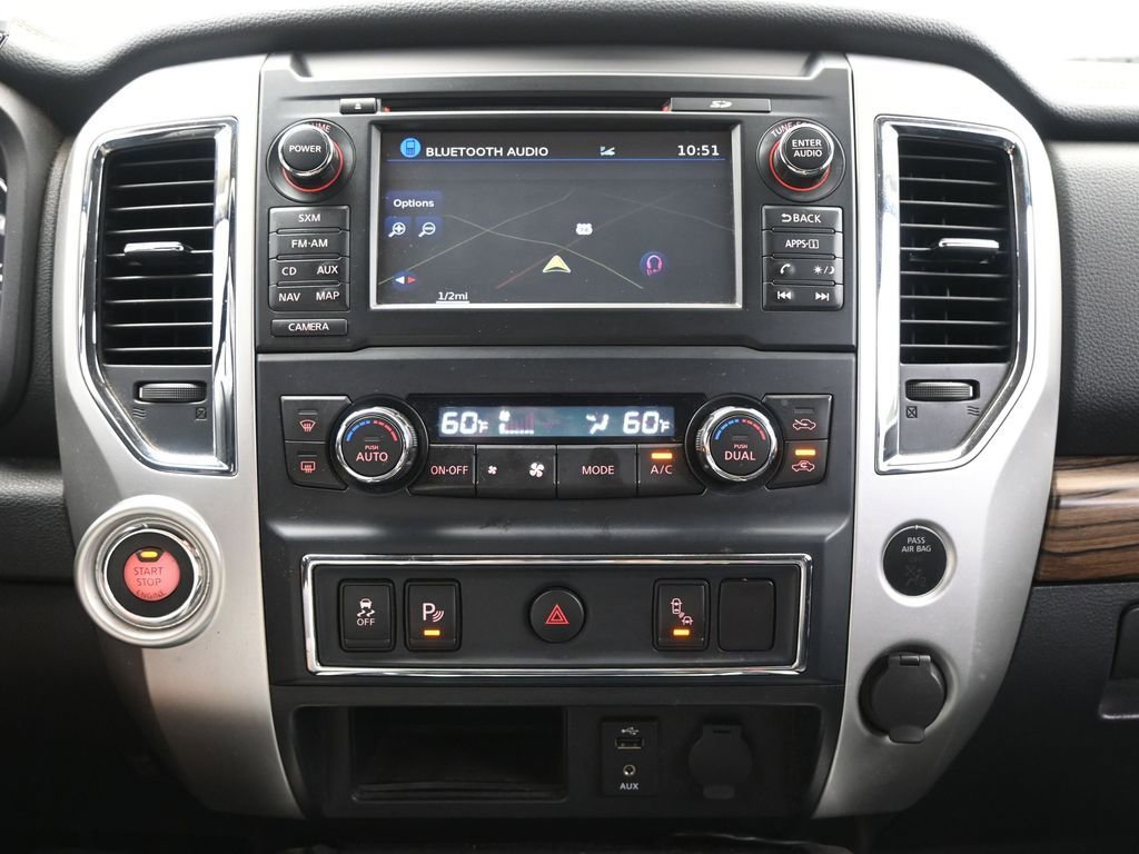 Used 2017 Nissan Titan SL RWD image 16