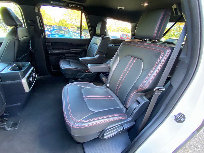 Used 2023 Ford Expedition Limited AWD/4WD image 33