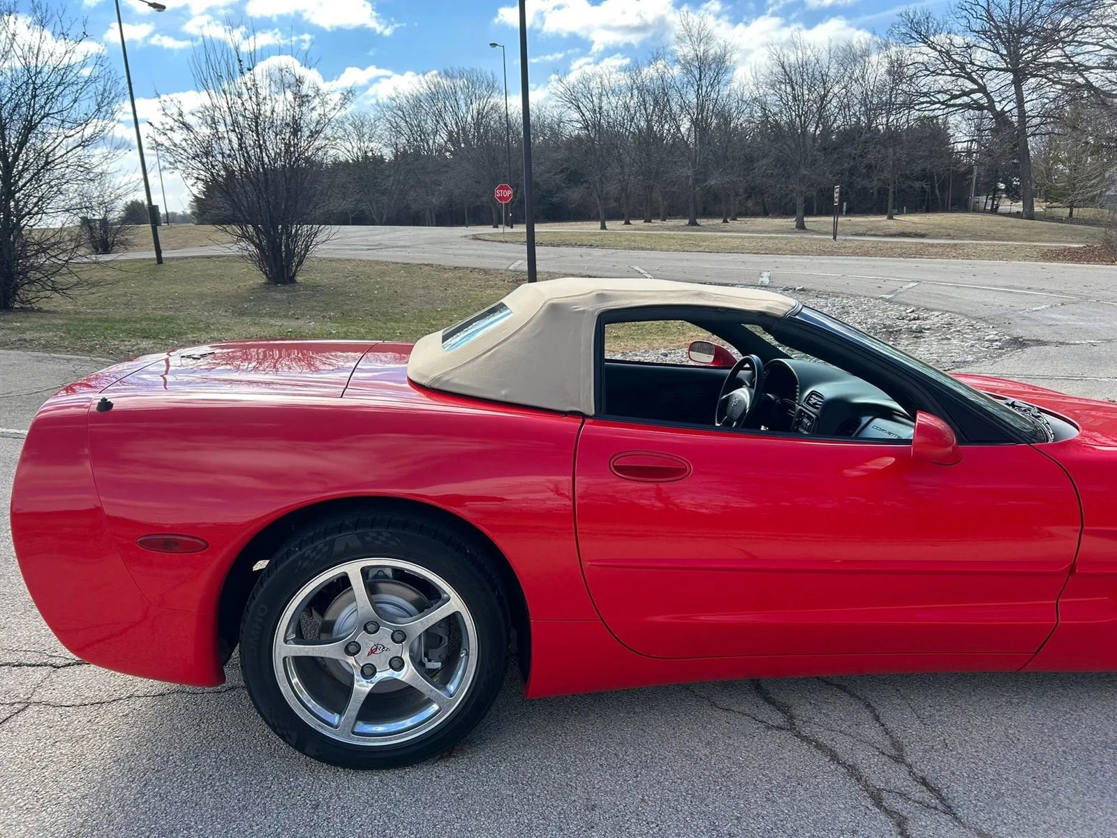 Used 2000 Chevrolet Corvette Convertible w/ Memory Pkg image 27