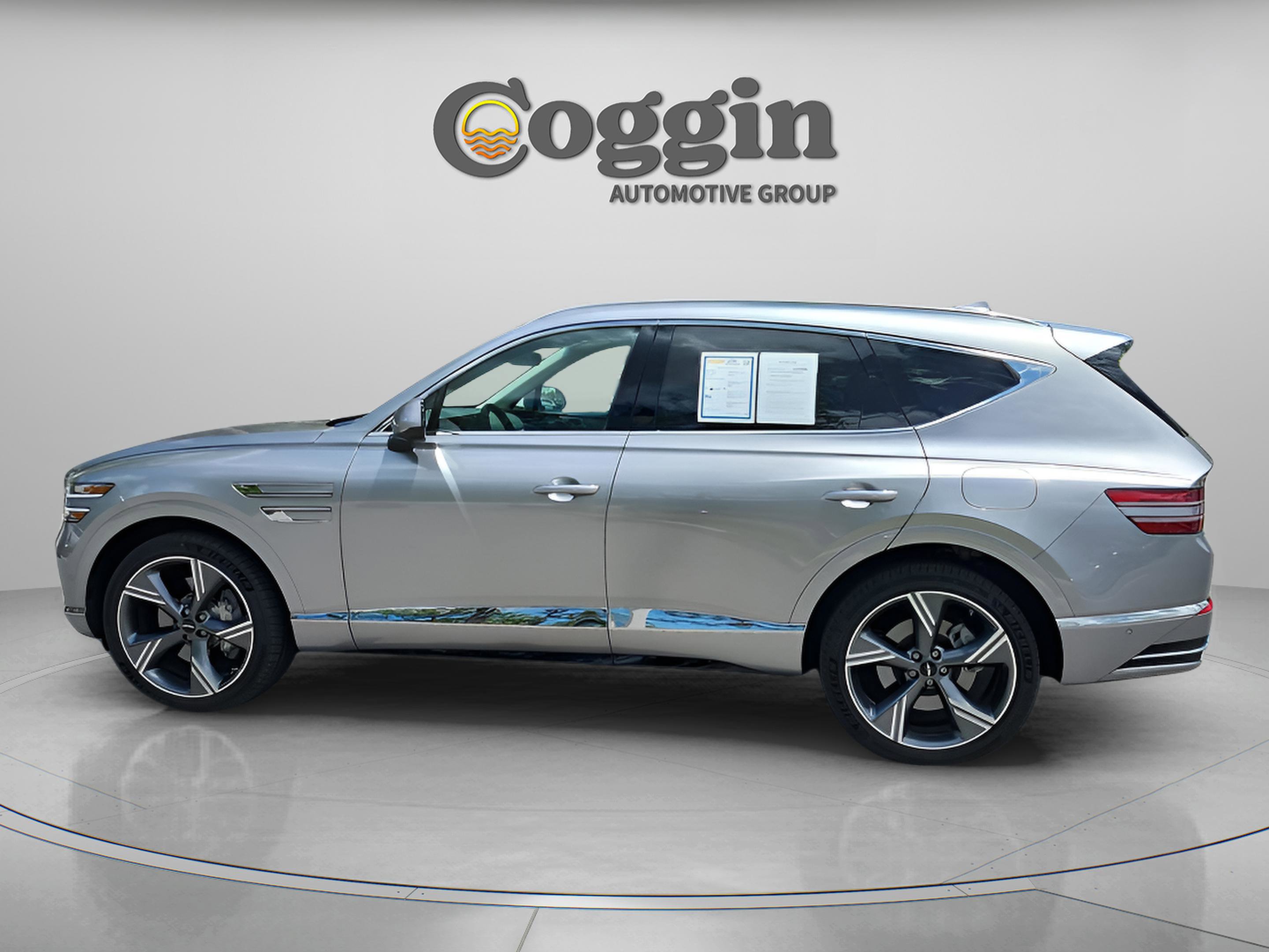 Used 2025 Genesis GV80 2.5T Prestige AWD/4WD image 2