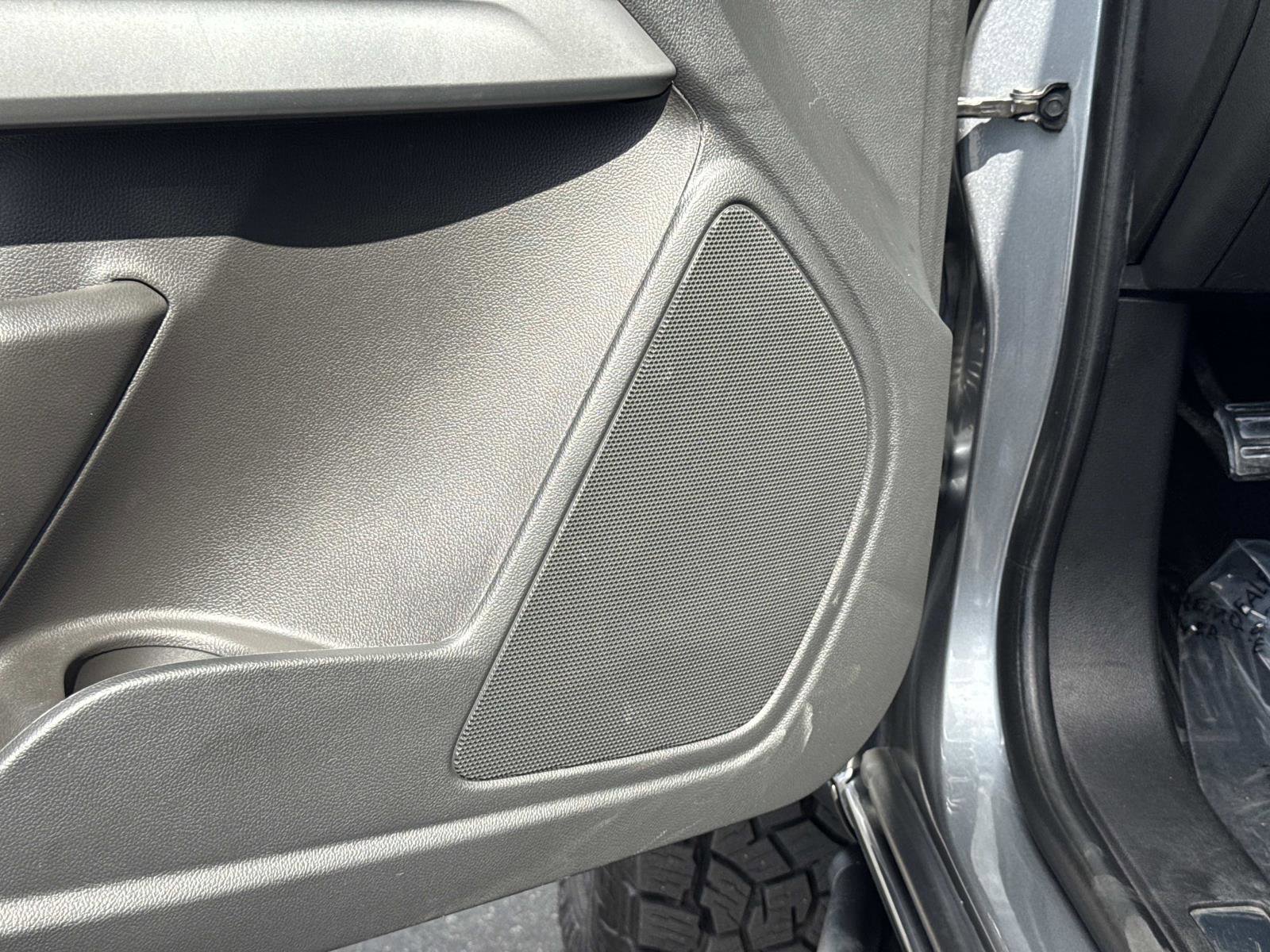 Used 2018 Chevrolet Colorado ZR2 AWD/4WD image 19