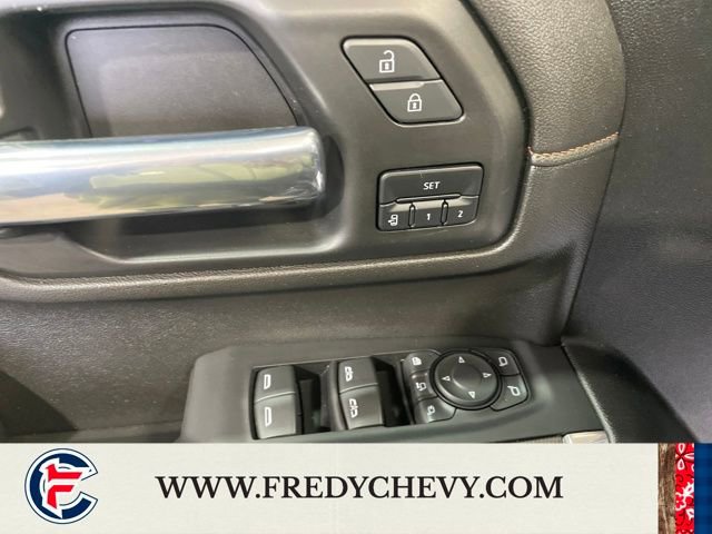 Used 2022 GMC Sierra 2500 AT4 image 12