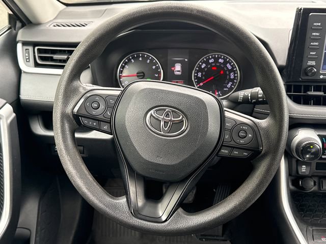 Used 2021 Toyota RAV4 XLE AWD/4WD image 22