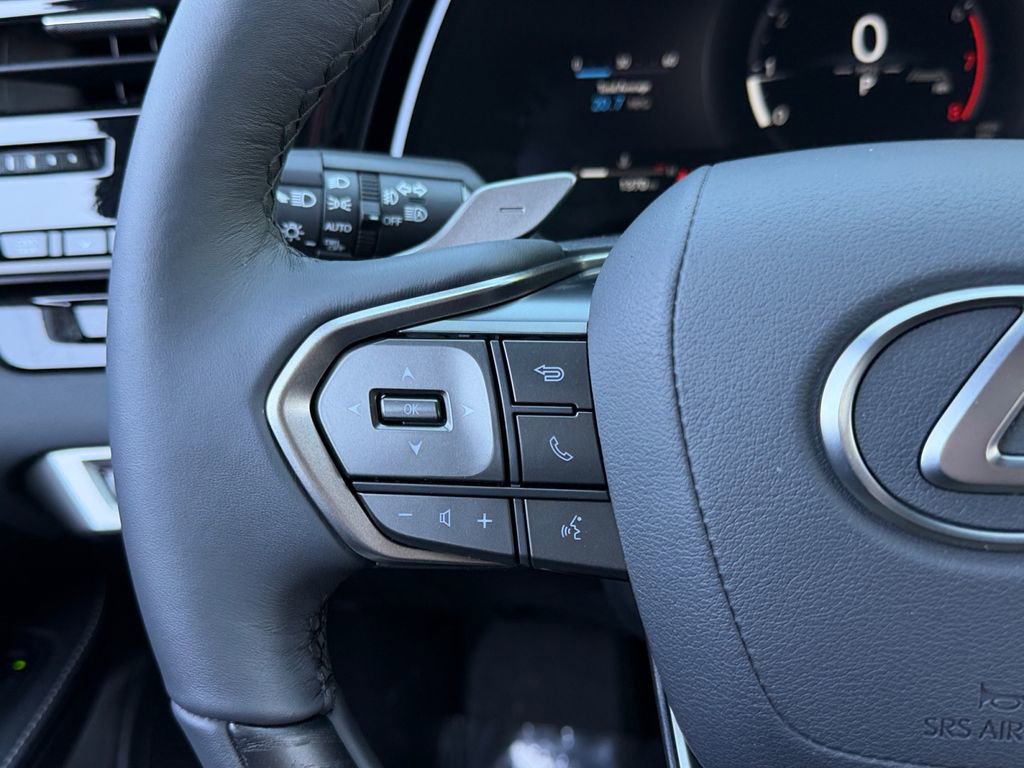 Used 2026 Lexus RX 350 Premium w/ Accessory Package (2T) AWD/4WD image 19
