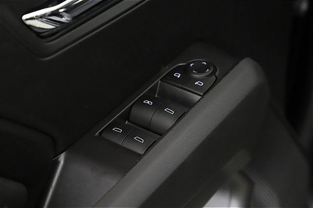 New 2025 Chevrolet Colorado LT w/ LT Convenience Package RWD image 13
