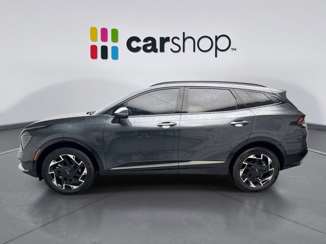 Used 2025 Kia Sportage SX image 2