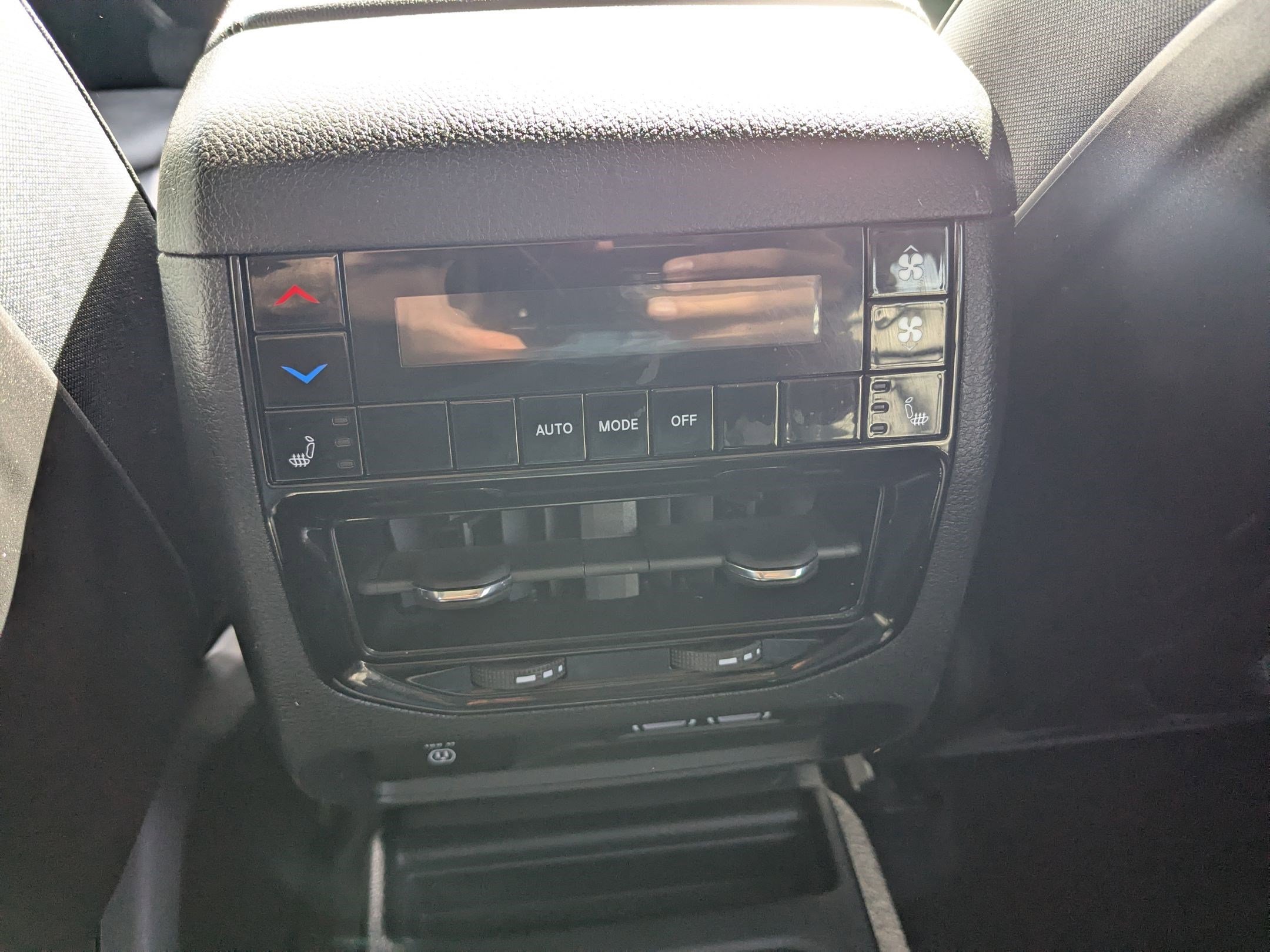 Used 2023 Jeep Grand Cherokee L Limited image 29