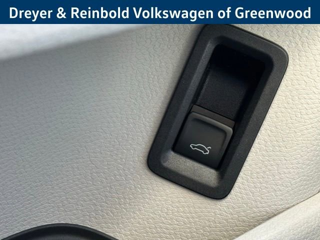 New 2025 Volkswagen ID. Buzz Pro S Plus image 24