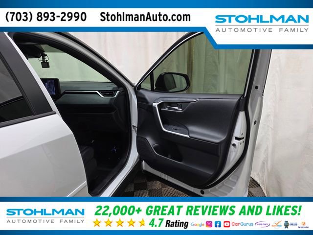 Used 2024 Toyota RAV4 XSE w/ Advanced Technology Package image 33