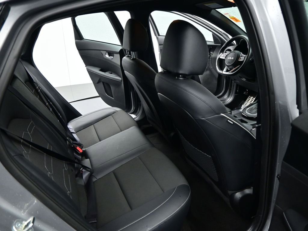 Used 2023 Kia Forte GT-Line w/ GT-Line Technology Package image 24