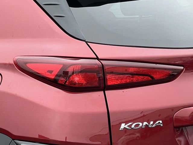 Certified 2023 Hyundai Kona SEL AWD/4WD image 9