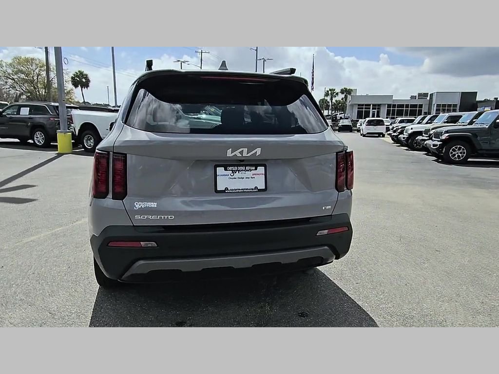 Used 2023 Kia Sorento X-Line EX image 31