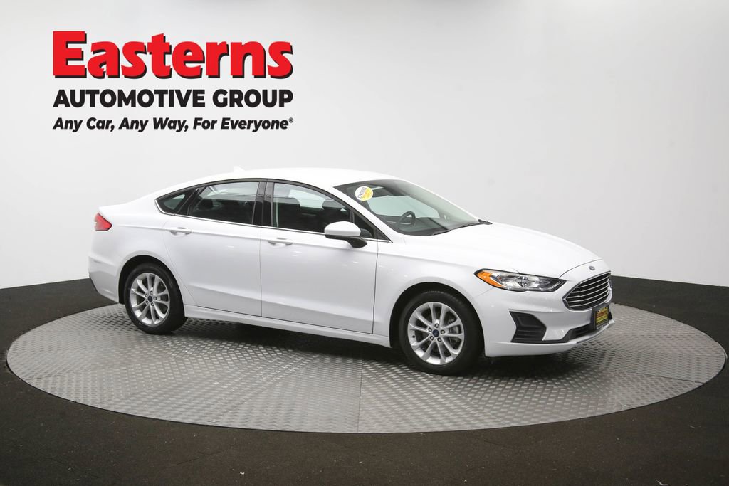 Used 2020 Ford Fusion SE FWD image 46