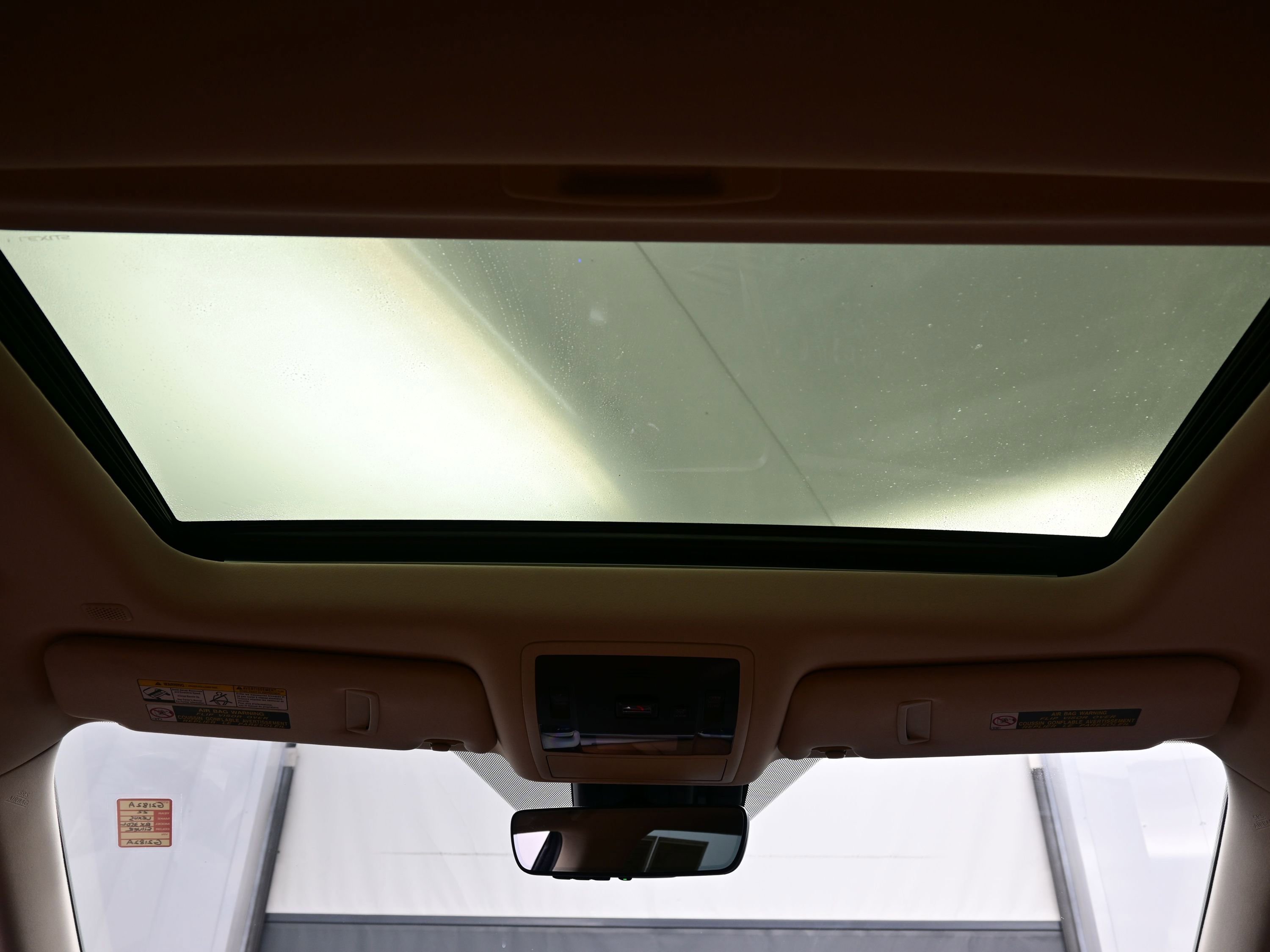 Used 2022 Lexus RX 350L Premium image 19