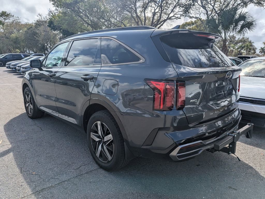Used 2021 Kia Sorento EX w/ Panoramic Sunroof Package image 10