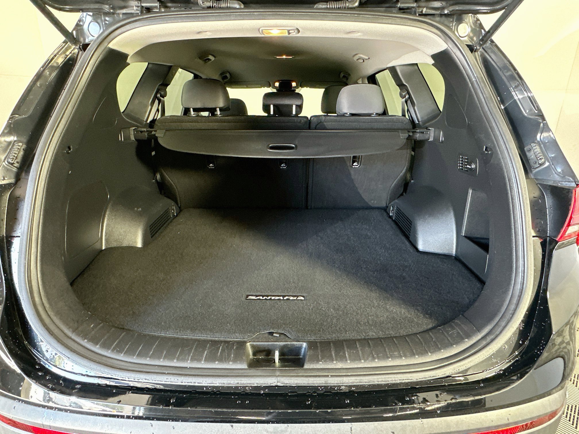 Used 2021 Hyundai Santa Fe SEL w/ Cargo Package FWD image 27