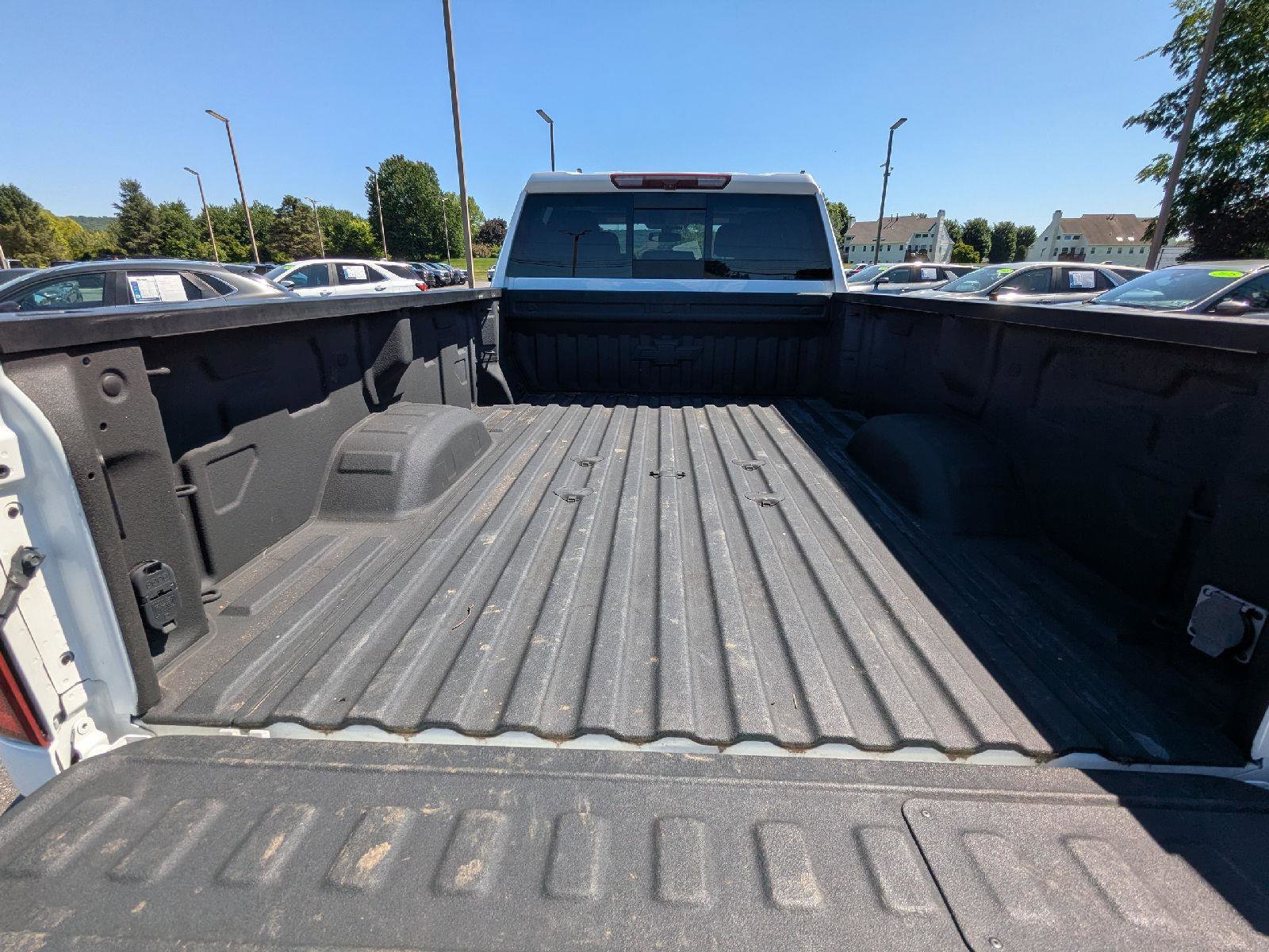 Used 2022 Chevrolet Silverado 2500 LTZ w/ LTZ Plus Package AWD/4WD image 23