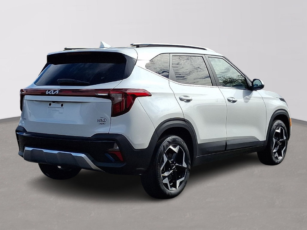 Certified 2024 Kia Seltos EX AWD/4WD image 6
