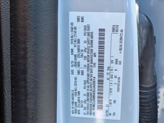 Certified 2025 Ford Escape ST-Line FWD image 23